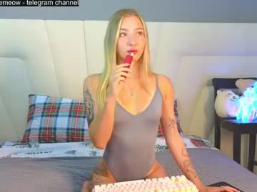 annie_f0x's Thumb Image