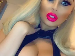 BlondieBarbieBabe Image 2