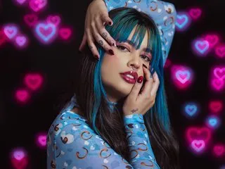 MaddyeWaves Image 6