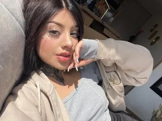 MilaMonty Image 7