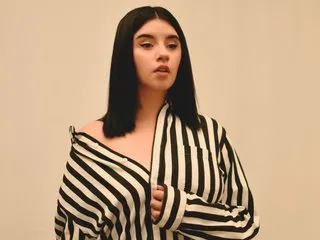 SaraRoberts19 Image 2