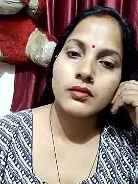 Arini_Arora Image 8