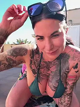 InKed-Kathy Image 2