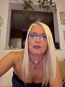kikkastar Image 13