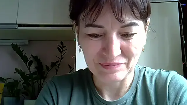Krystal_82 Image 4