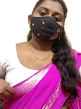 Pavani-Sexy Image 14