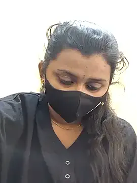 Pavani-Sexy Image 16