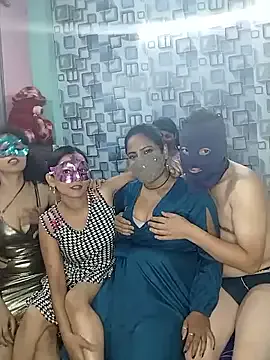 Sexy_anaamika's Thumb Image