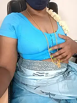Tamil-hotwife Image 12