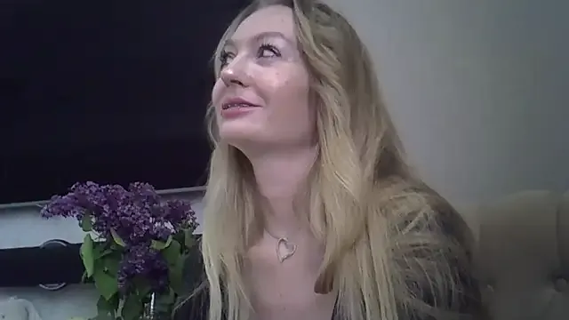 ZarinaSwift Image 6
