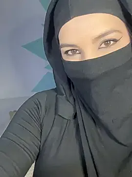 Zeynep-Lahsen Image 10